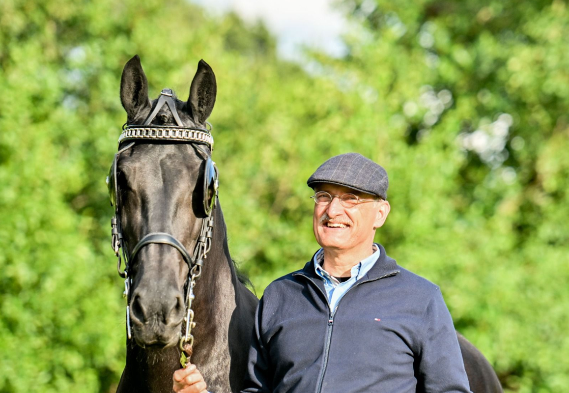 Jan Veldhuis met paard